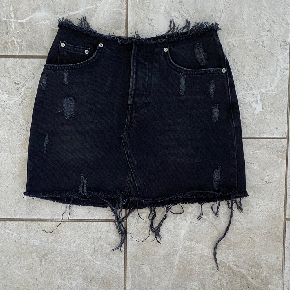 BDG Urban Outfitters Black Distressed Denim Skirt XS